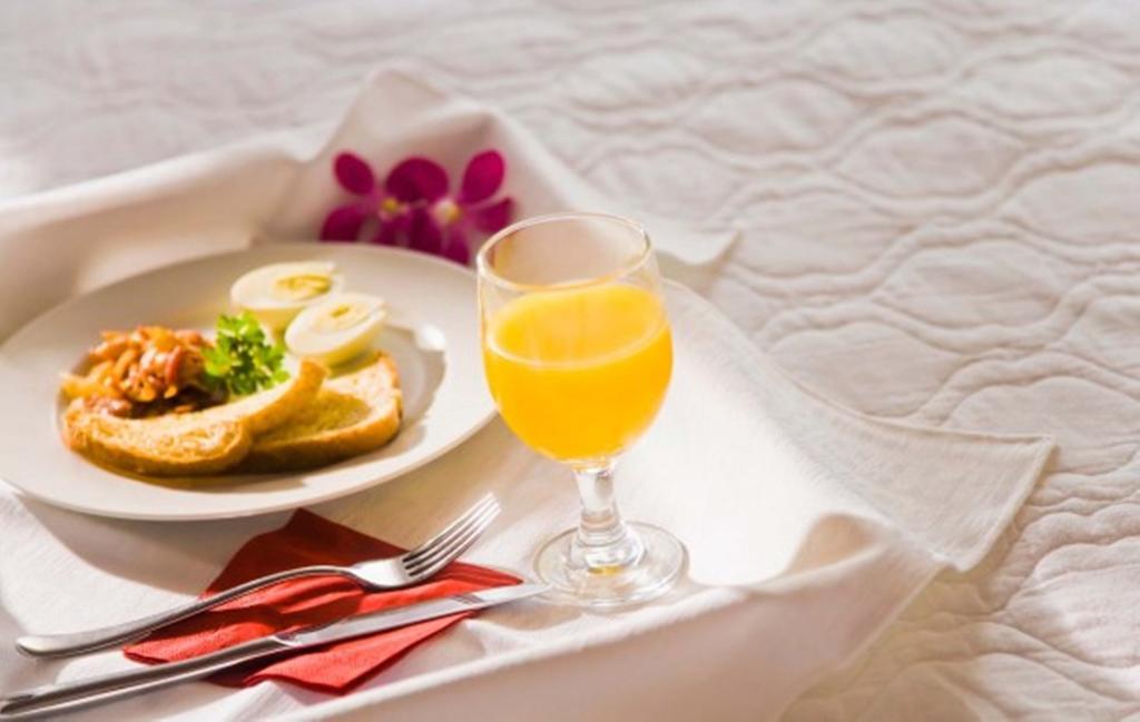 Being Villa Plymouth Ngoại thất bức ảnh