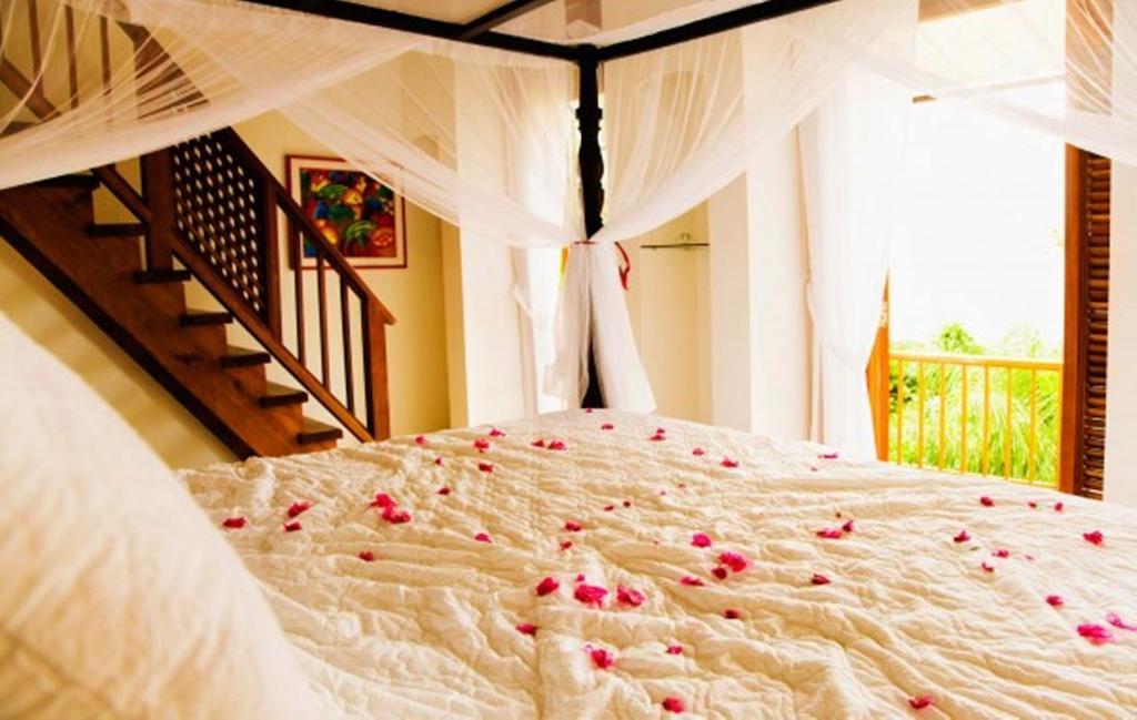 Being Villa Plymouth Ngoại thất bức ảnh